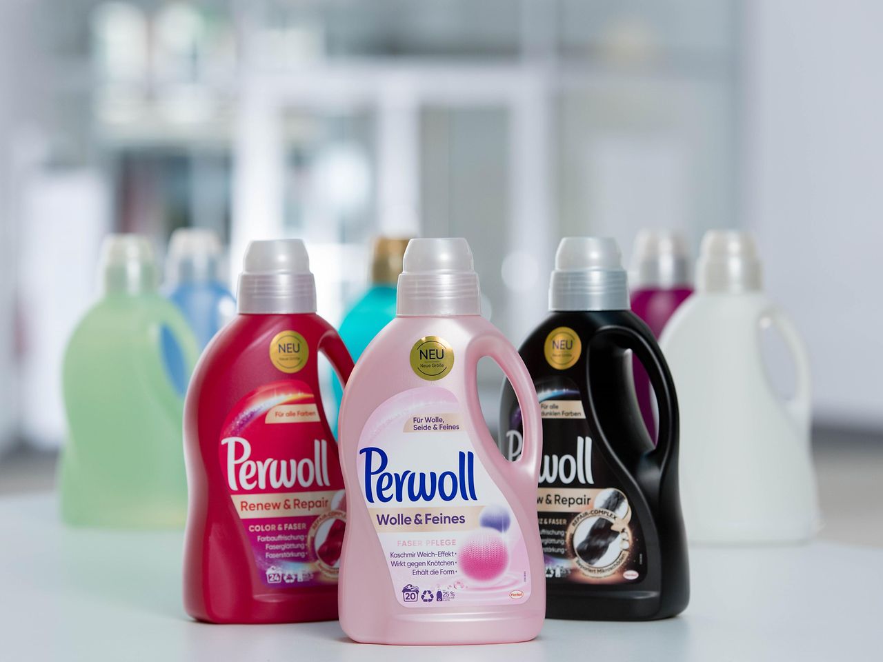 All Perwoll bottles in Western Europe now contain 25 percent recycled plastic.