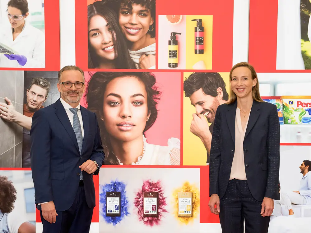 CEO Carsten Knobel and Dr. Simone Bagel-Trah, Chairwoman of the Shareholders’ Committee and Supervisory Board