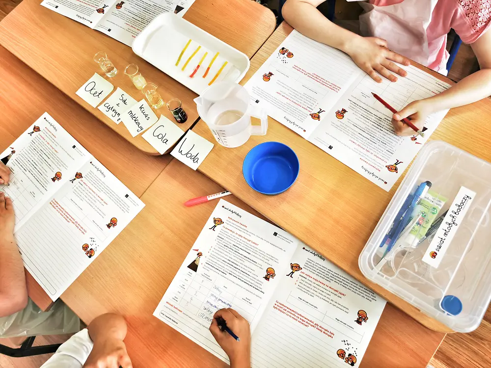 Henkel Polska ponownie zawitał z programem Świat Młodych Badaczy do szkół w Raciborzu i okolicznych miejscowościach