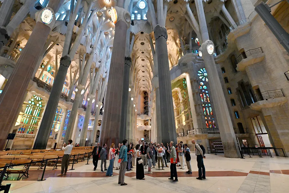 Technologia Henkla wspiera ukończenie centralnych wież Sagrada Familia
